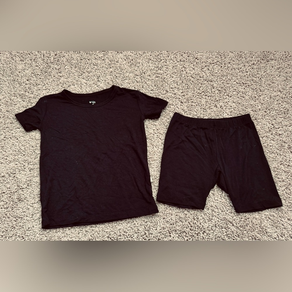 Kyte BABY Classic Black Pajama Set black size 3 kids